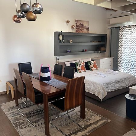 Small House Nea In City Center-With Free Parking 普拉 外观 照片