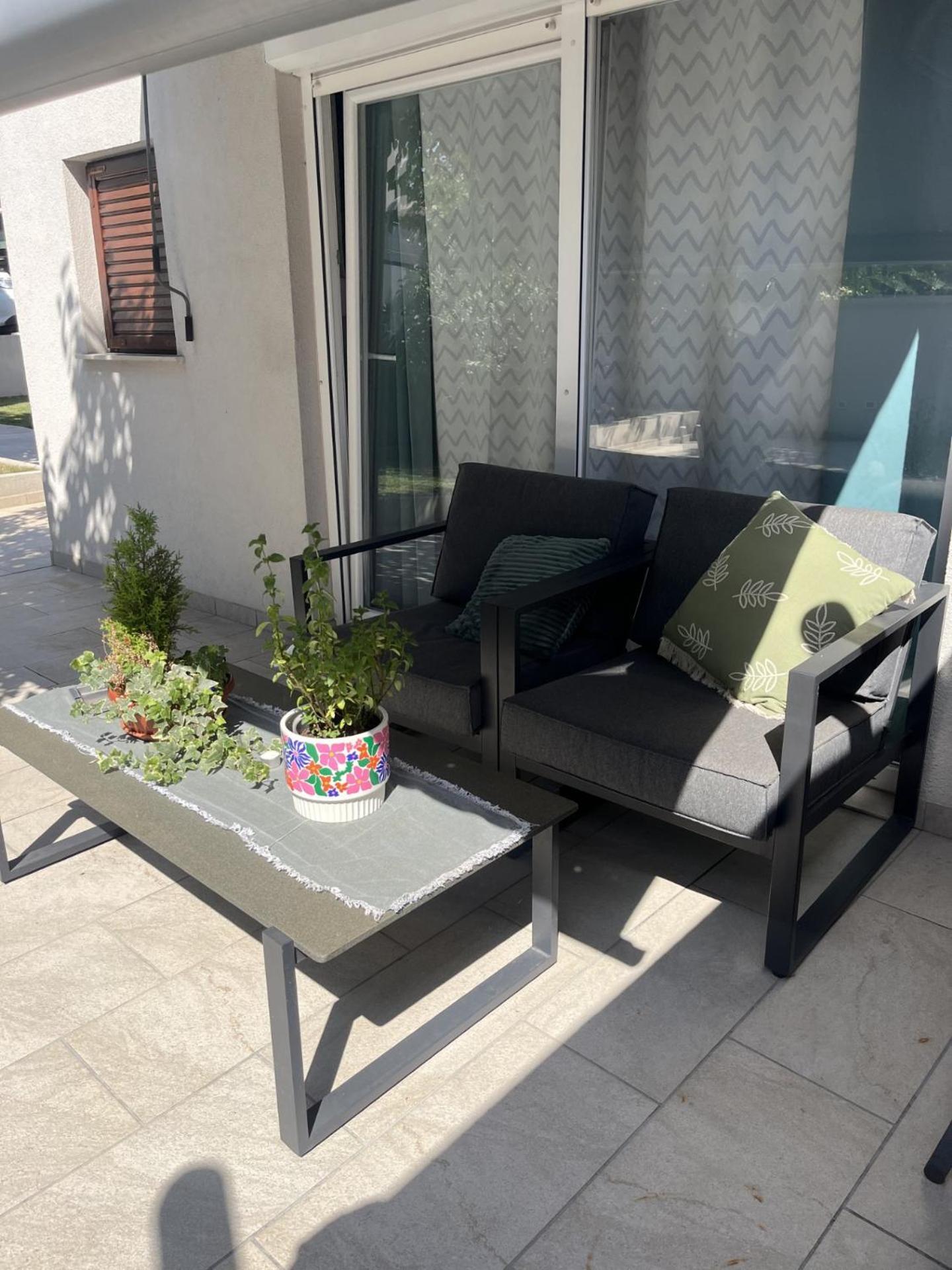 Small House Nea In City Center-With Free Parking 普拉 外观 照片