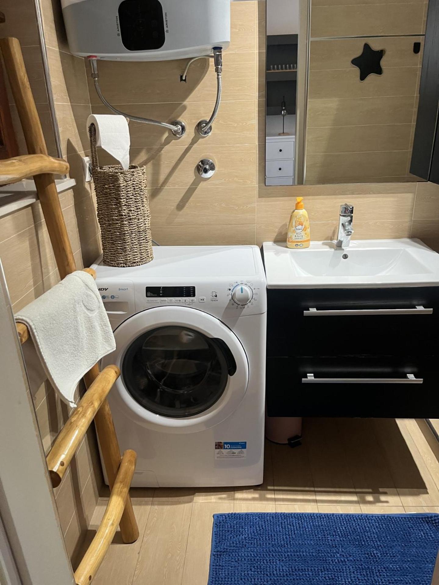 Small House Nea In City Center-With Free Parking 普拉 外观 照片